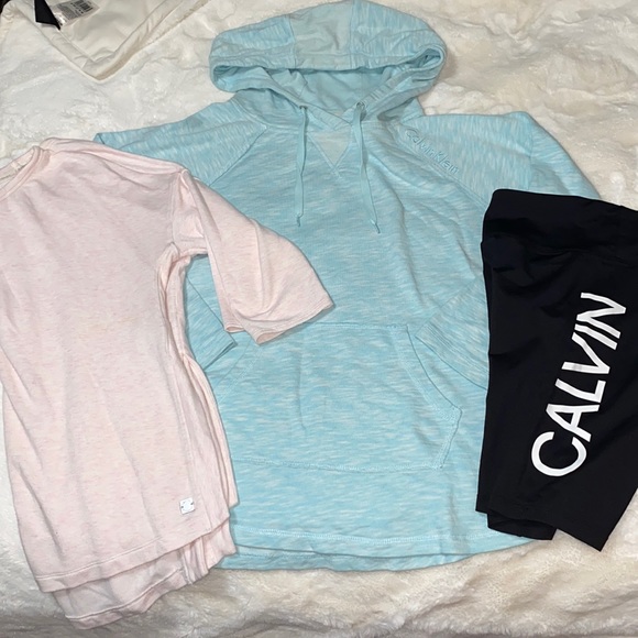 3 PC CALVIN KLEIN SET Quater Sleeve Top + Hoodie + Logo Shorts MEDIUM - Picture 2 of 16